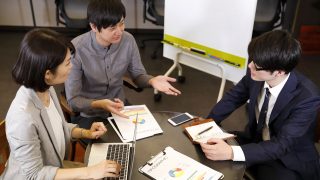 主婦や学生も起業できる！？起業するためには何が必要？