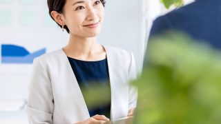 これからのテレビ会議の必需品！外部企業との商談や面接は無料で作れるWEB名刺を使おう！